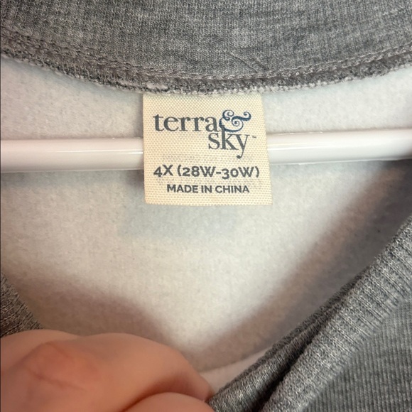 Gray 'Merry' Sweater - Picture 3 of 4